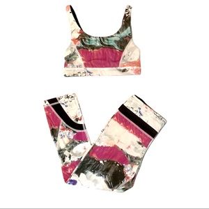 Lululemon Sports Bra & Cropped Legging Set. Leggings are Sz 4, Sports Bra Sz 2.